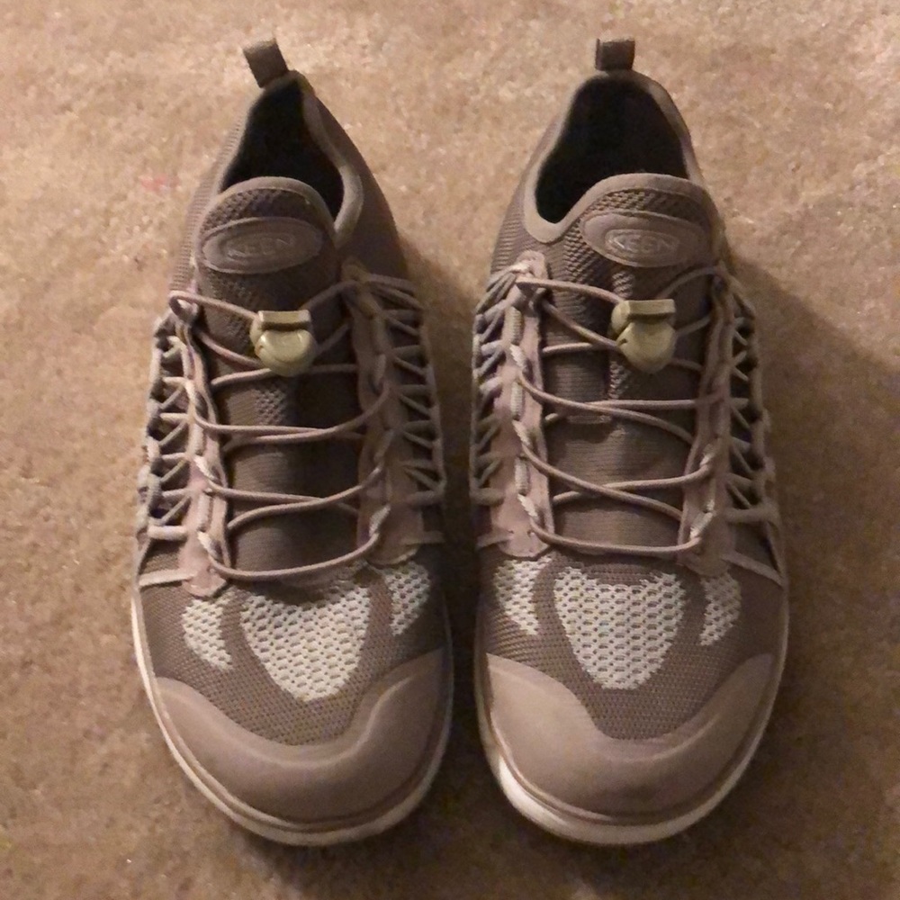 Keen slip on sneakers